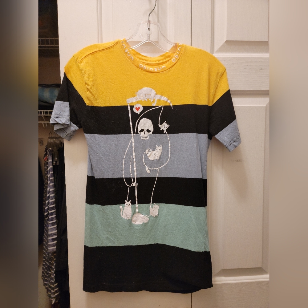 Hot Topic Tee